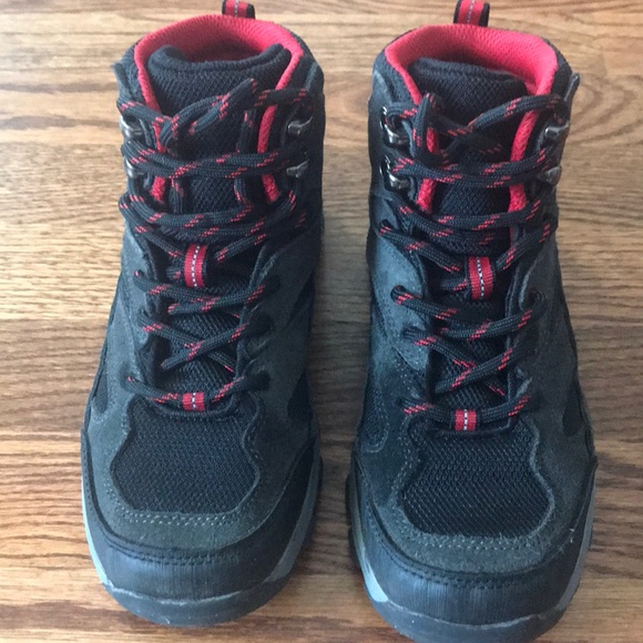 Cat & Jack Other - Boy shoe/boot